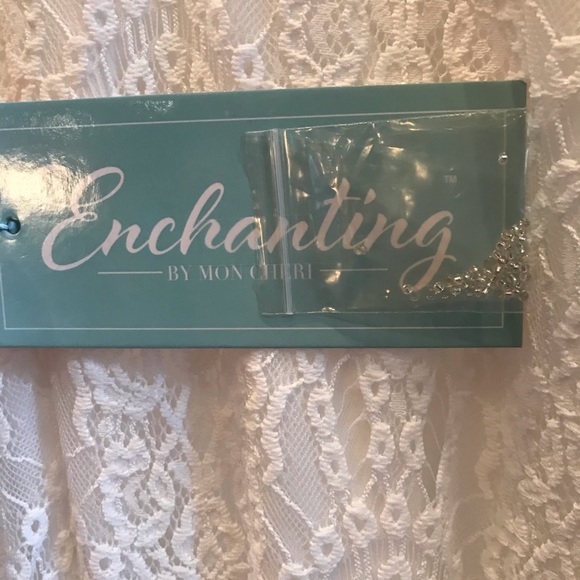 Wedding Dress NWT! - Picture 13 of 13